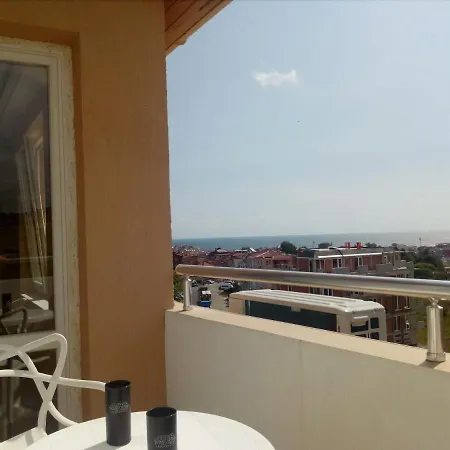 Apartment Shterevi *