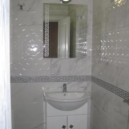 Shterevi Apartment